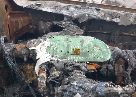 2015 Hyundai Santa Fe Sport 2.4L from USA, damaged, VIN 5XYZUDLB2FG262539